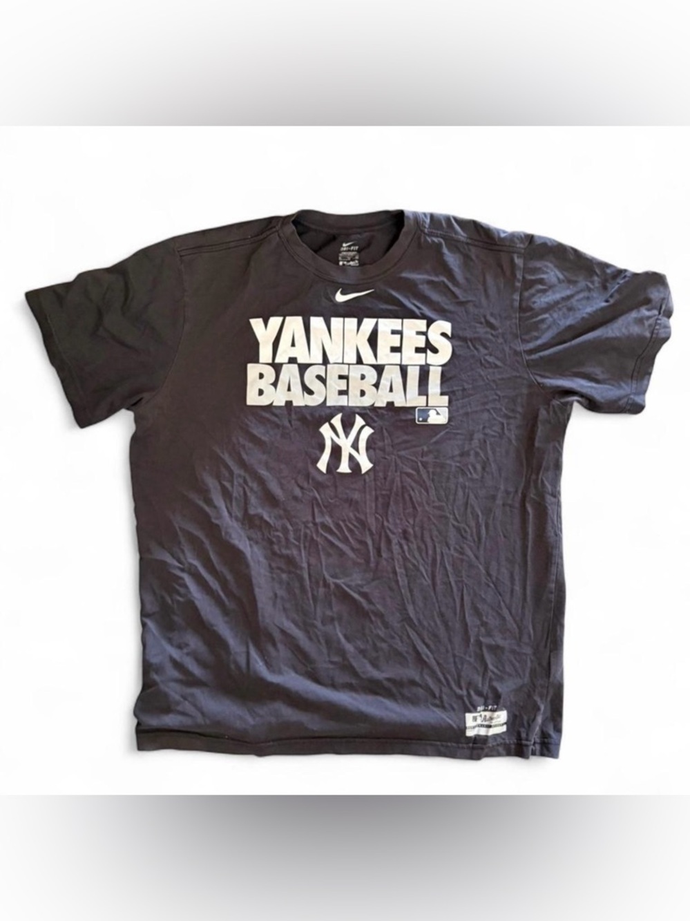 ‘Nike’ Dri-Fit New York Yankees Authentic Collection Tee in Navy | Size: XL